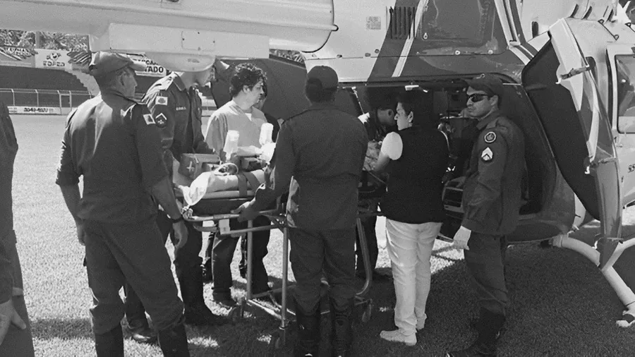 Resgate de helicóptero após o acidente com choque elétrico.